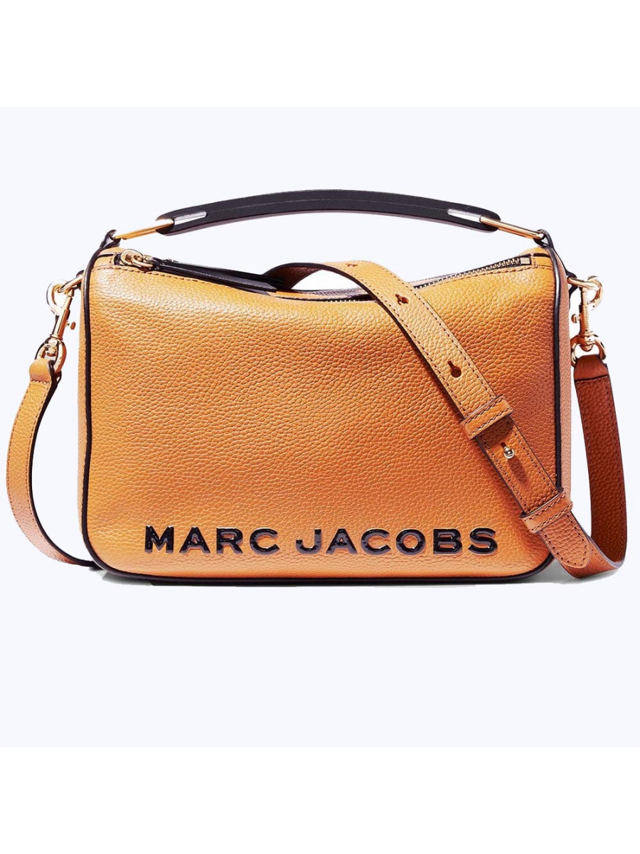 CУМКА THE SOFT BOX 23 MUSTARD Marc Jacobs